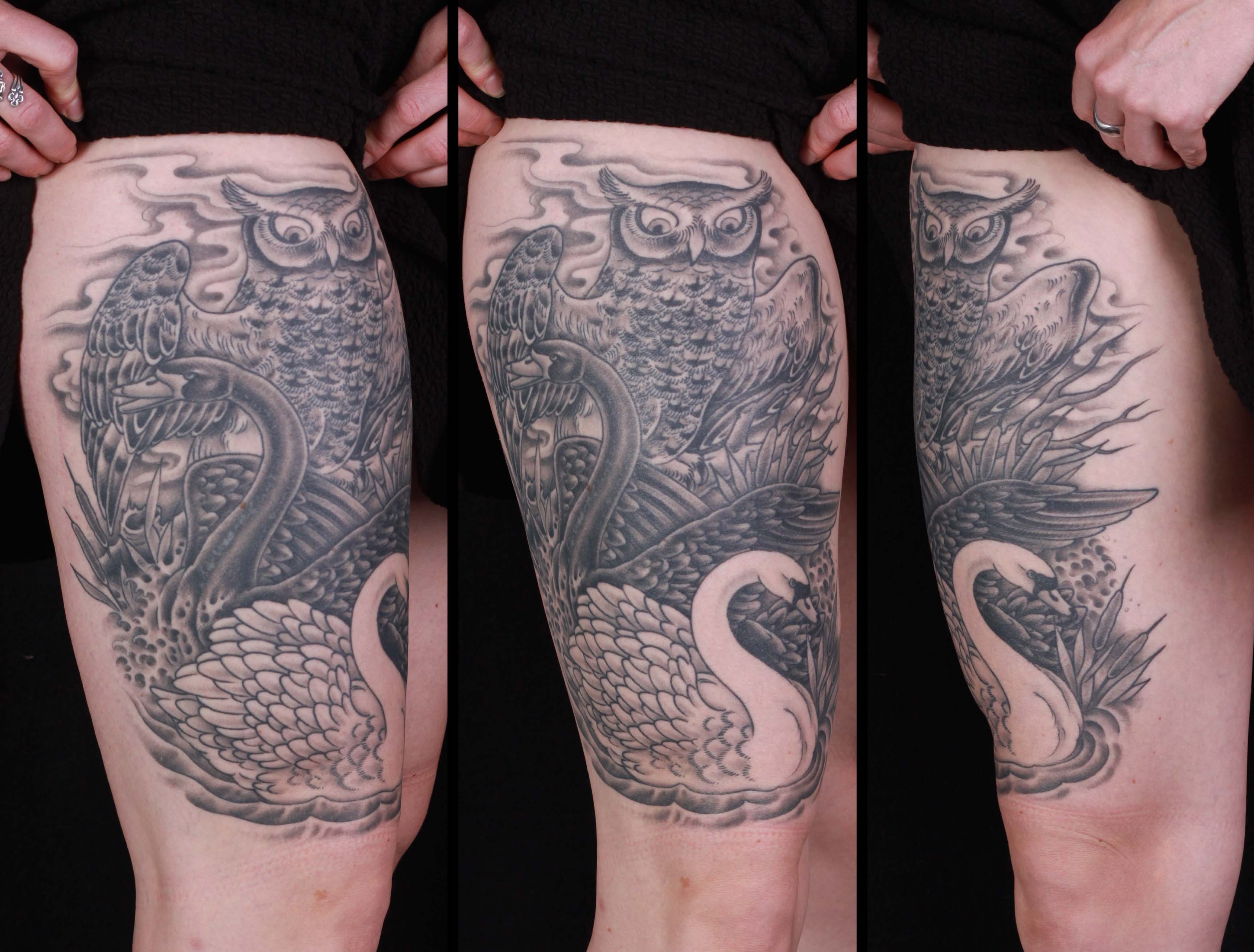 brian-thurow-dedication-tattoo-black-and-grey-swan-owl-thigh